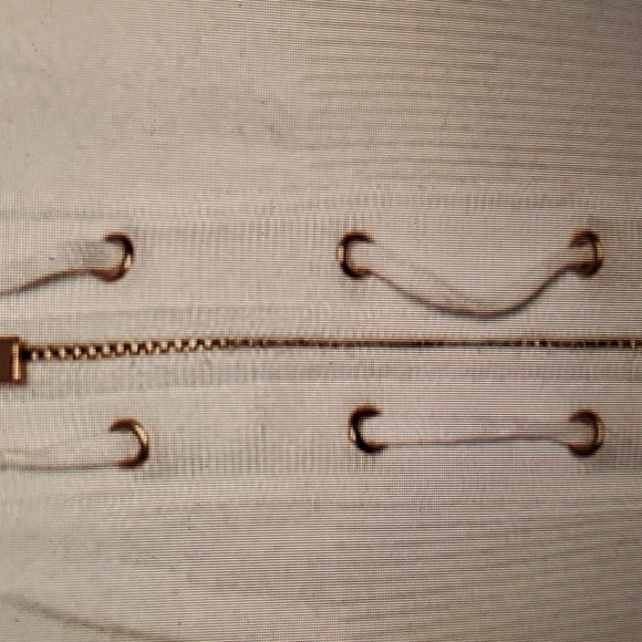 CACHE CROPPED CARDIGAN AND TANK TOP 2 pcs SET, EUC, SIZE MEDIUM - Picture 6 of 10